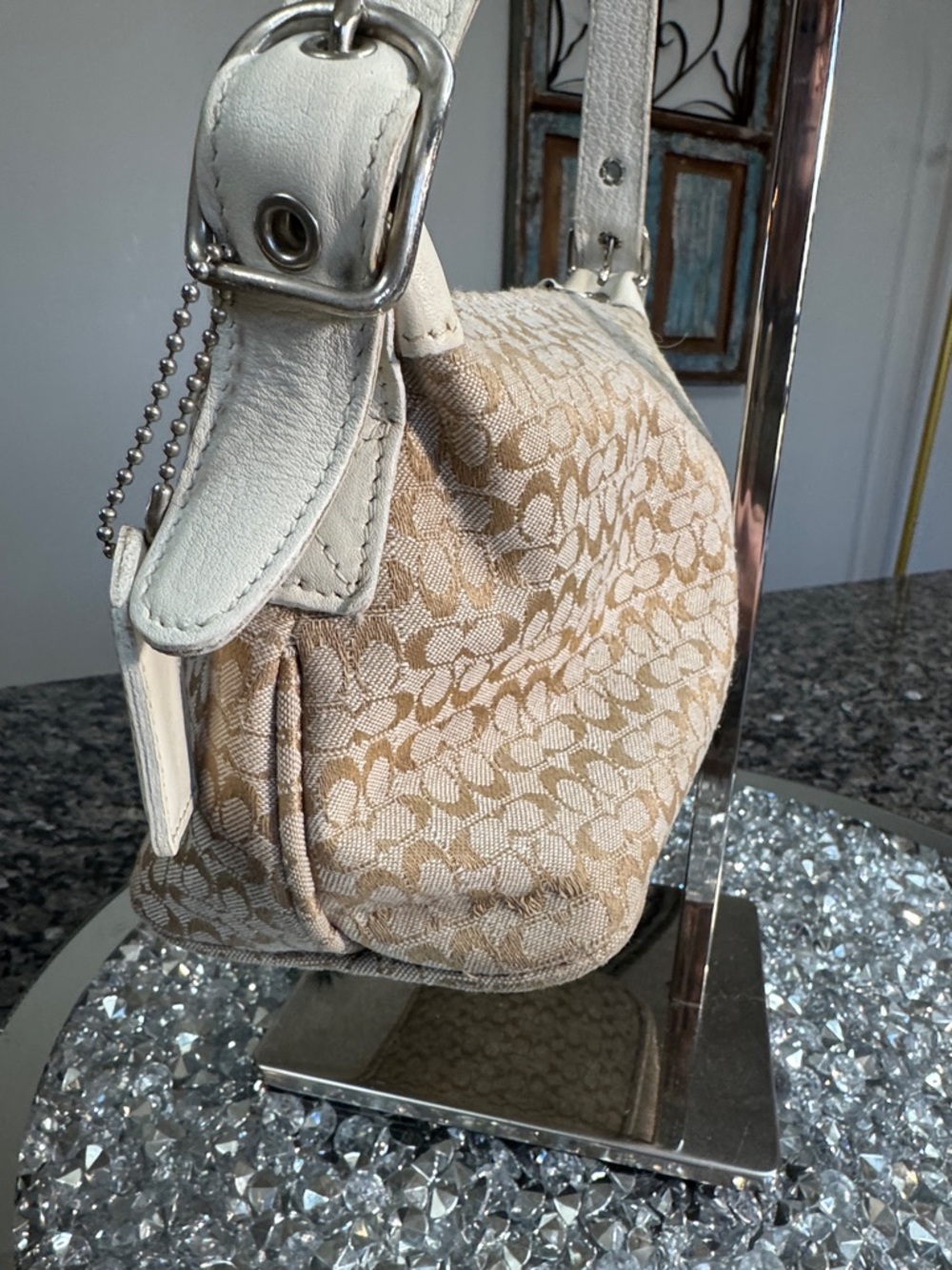 Coach Beige Signature Jacquard Shoulder Bag with White Trim EUC - Picture 5 of 11